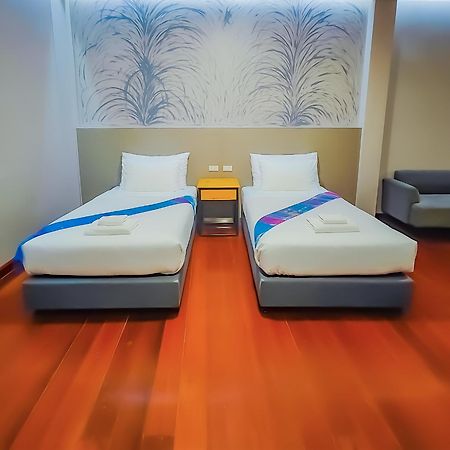 The Riva Vientiane Hotel Kültér fotó